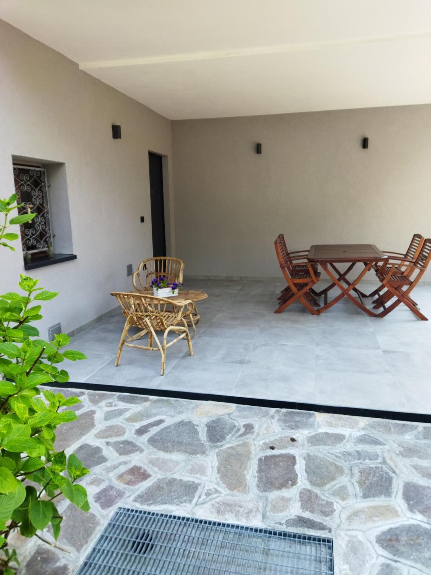 Rose Garden House Wi-Fi Apartment Riva del Garda Exterior photo